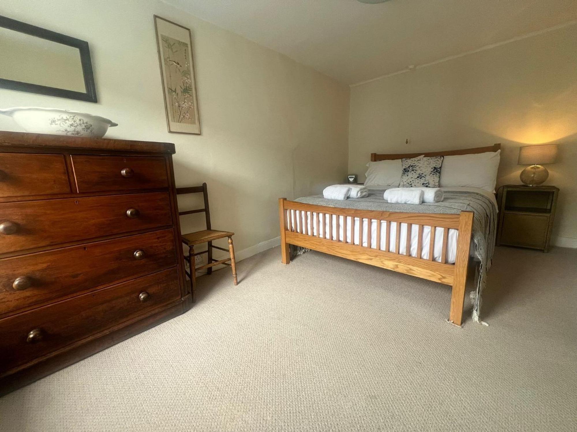 Nant Meigan, Georgian Townhouse In Centre Of Aberaeron, Dog Friendly Экстерьер фото