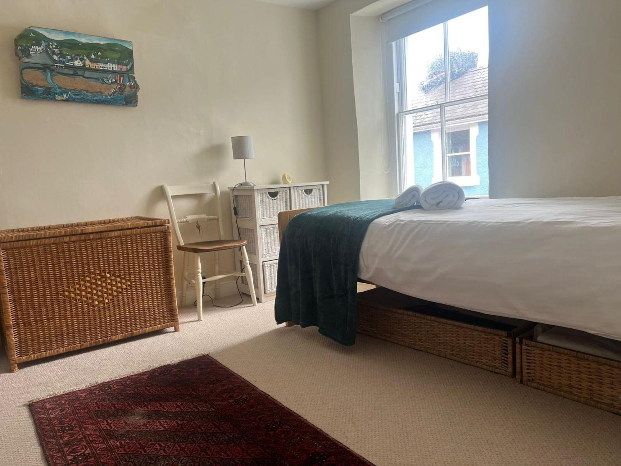 Nant Meigan, Georgian Townhouse In Centre Of Aberaeron, Dog Friendly Экстерьер фото